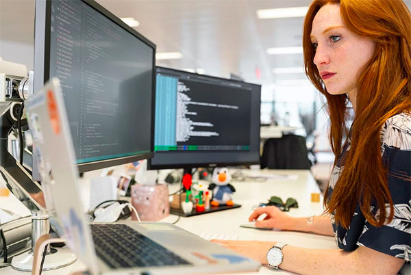 Référencer son site sur Google.ch - Consultant SEO agence web SEO Genève et Romandie